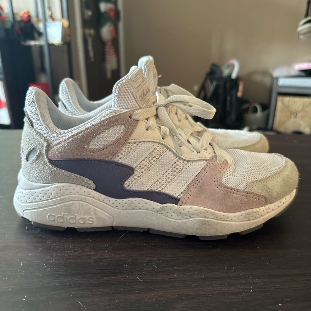Adidas Sneakers